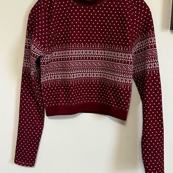 Fabletics Holly Seamless Red Long Sleeve Tight Fit Stretch Cropped Top Sz M - Picture 6 of 6